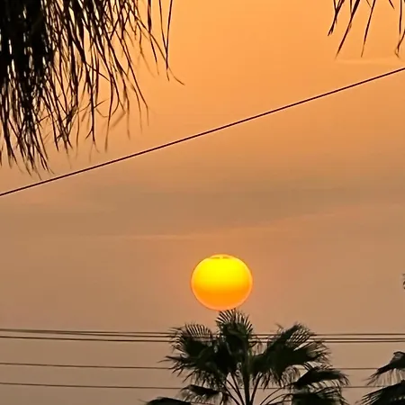 Luxurious 5* - 300m2 - Private Heated Pool - Garage - Wifi Вилла Эль-Пальмар