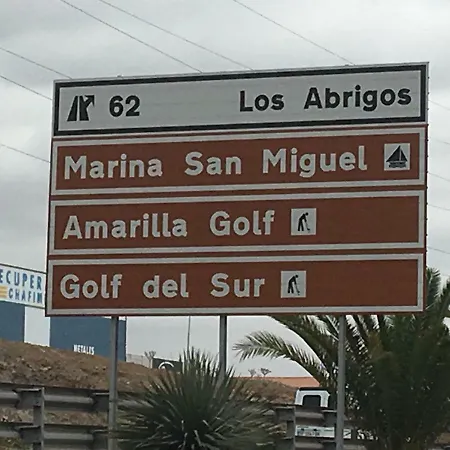 Luxurious 5* - 300m2 - Private Heated Pool - Garage - Wifi 别墅 *