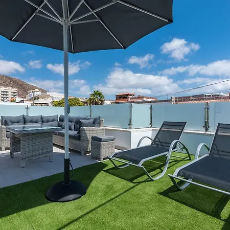 Luxurious 5* - 300m2 - Private Heated Pool - Garage - Wifi * Эль-Пальмар