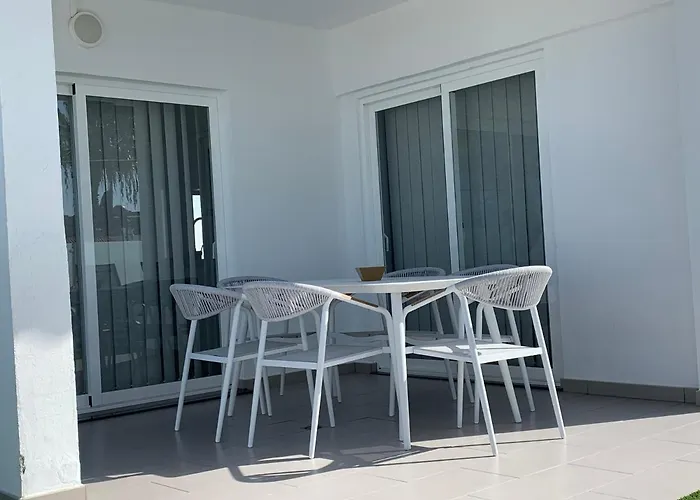 Luxurious 5* - 300m2 - Private Heated Pool - Garage - Wifi *