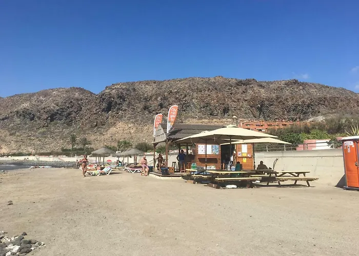 Luxurious 5* - 300m2 - Private Heated Pool - Garage - Wifi Вилла Эль-Пальмар