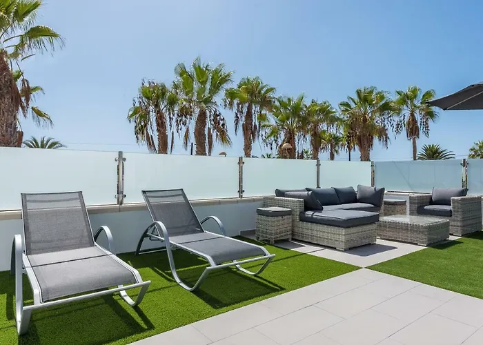 Luxurious 5* - 300m2 - Private Heated Pool - Garage - Wifi Palm-mar